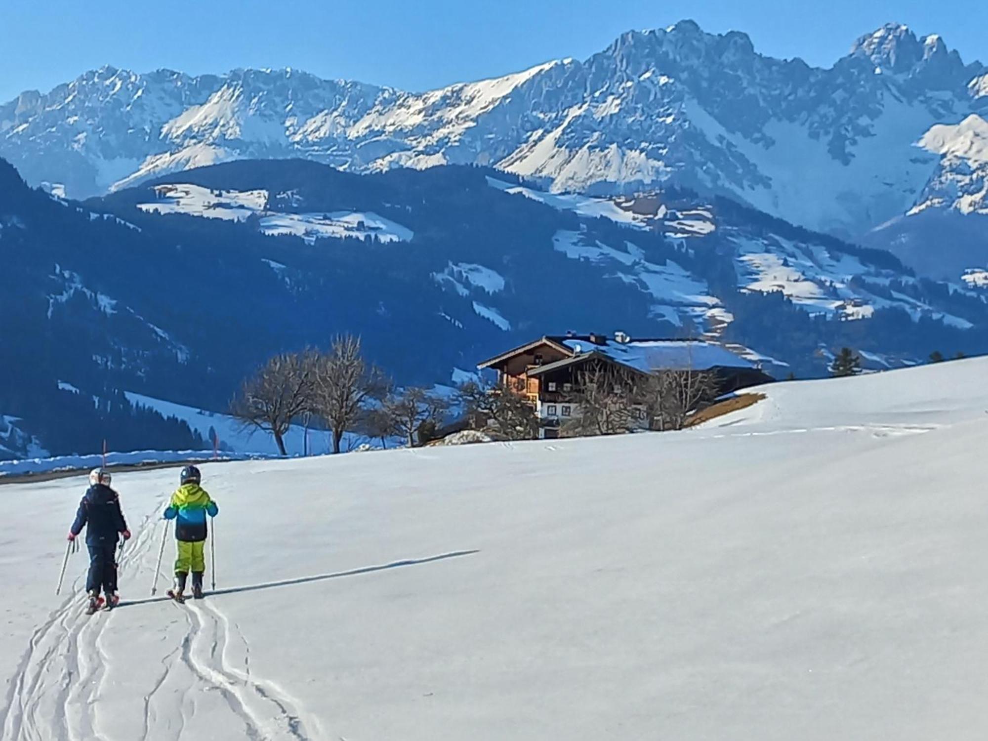 キッツビュール Hahnenkammblickヴィラ エクステリア 写真